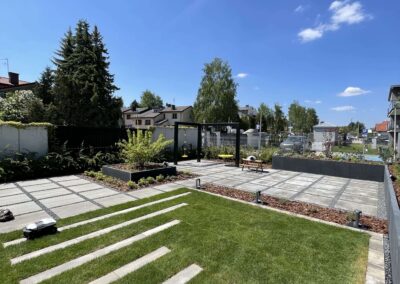 Ogród przydomowy w Krakowie - maj 2024_1